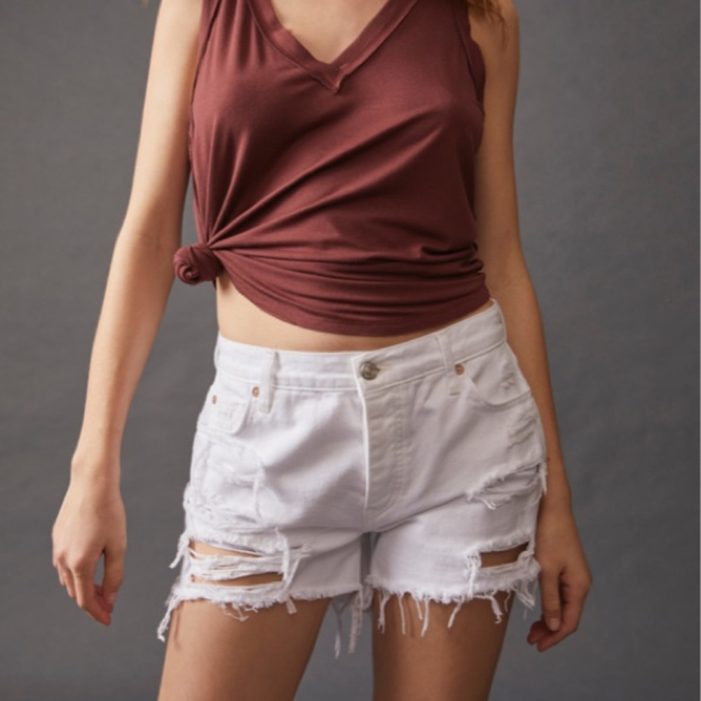 FREE PEOPLE Maggie Mid-Rise Distressed Raw Hem Denim Shorts in Optic White